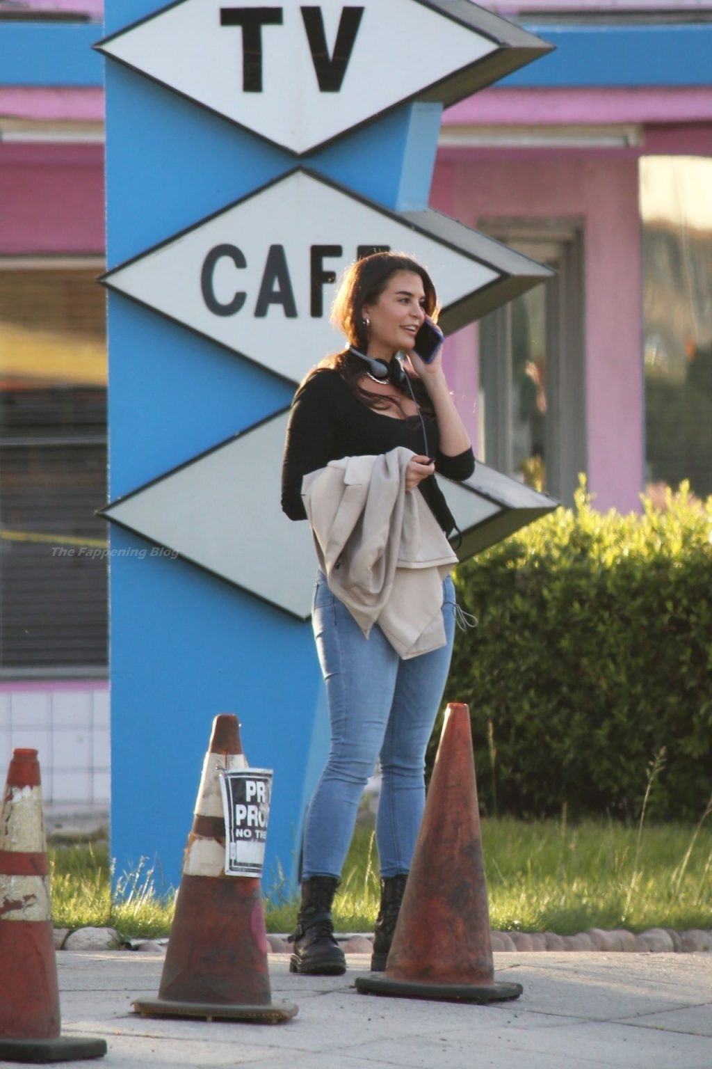 Teodora Djuric Takes a Break From Filming at The Pink Motel and Cadillac Jacks Cafe (18 Photos)