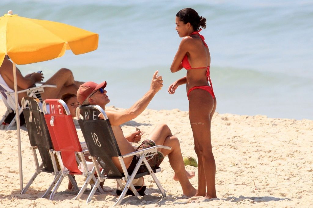 Vincent Cassel &amp; Tina Kunakey Bare Their Hot Bodies at the Beach in Brazil (40 Photos)