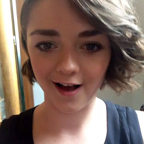 Maisie Williams Nude &amp; Hot (106 Pics &amp; Porn Video + Hot Scenes) [2021]