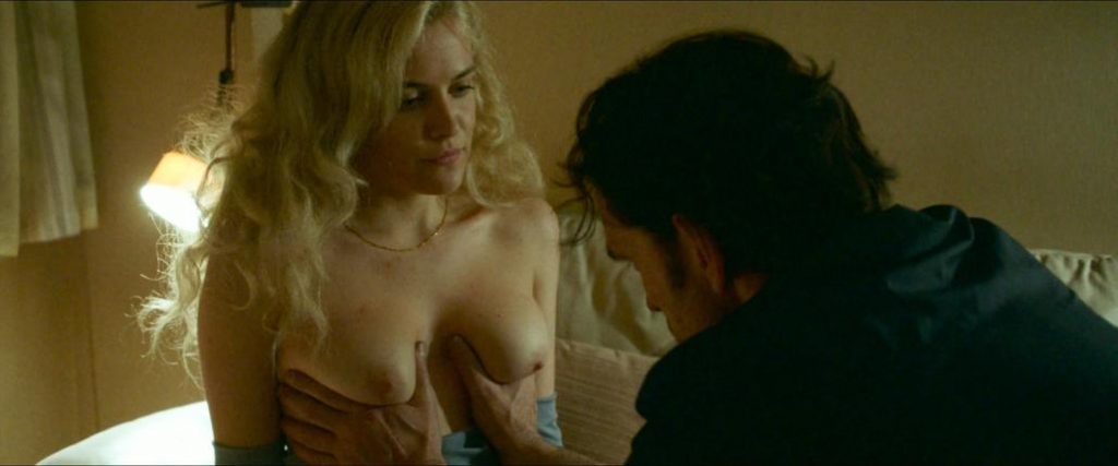 Riley Keough Nude &amp; Sexy (87 Pics + Explicit Sex and Hot Scenes)