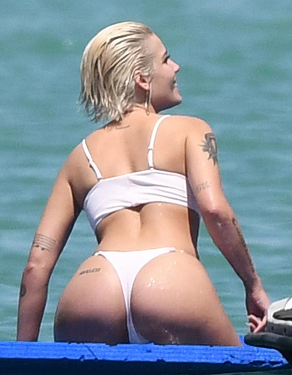 Halsey Nude LEAKED The Fappening &amp; Sexy (206 Photos, Porn Video &amp; Sexy Edits)