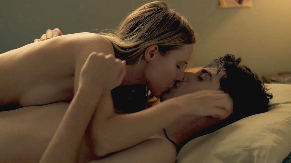 Kristen Bell Nude &amp; Sexy (123 Photos + Sex Scenes Compilation)