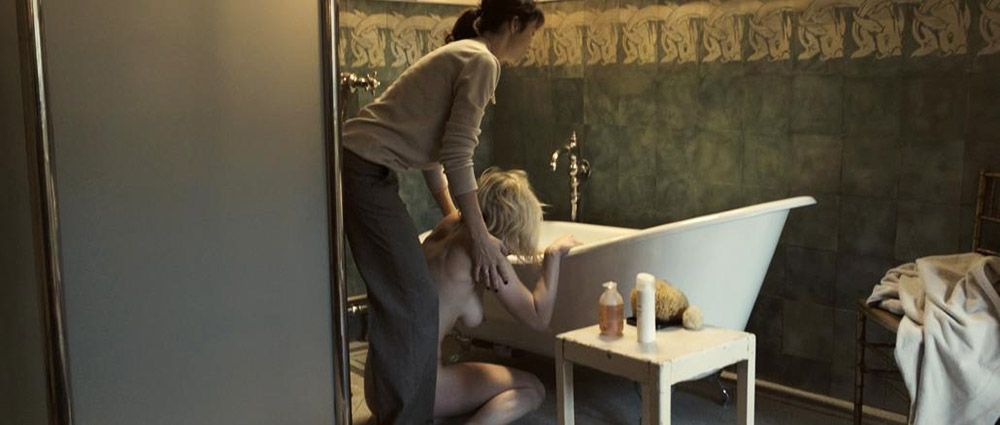 Kirsten Dunst Nude LEAKED And Sexy (216 Photos + Naked Sex &amp; Hot Scenes)