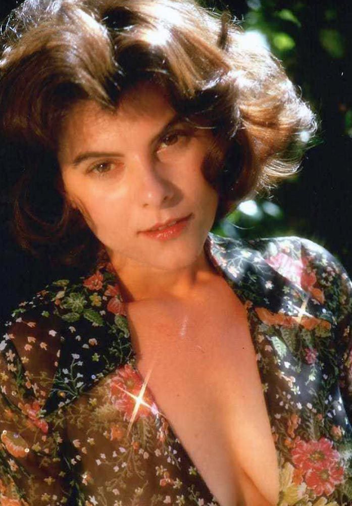 Adrienne Barbeau Nude &amp; Sexy (115 Photos + Sex Scenes)