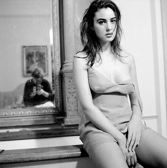 Monica Bellucci Nude &amp; Sexy Collection – Part 1 (150 Photos + Videos)