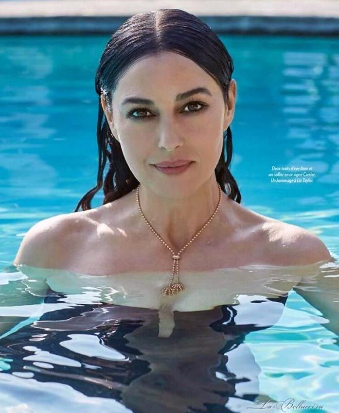 Monica Bellucci Nude &amp; Sexy Collection – Part 1 (150 Photos + Videos)