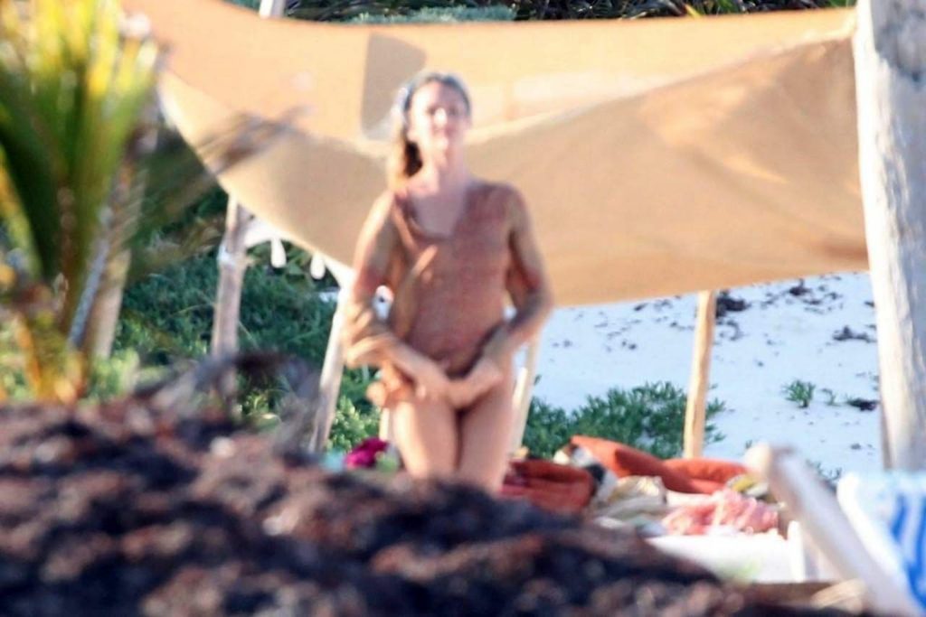 Candice Swanepoel Nude LEAKED The Fappening &amp; Sexy (150 Photos + Possible Porn Video)