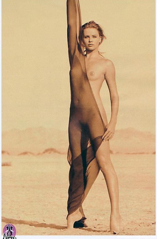 Orlando naked in charlize theron Charlize Theron: