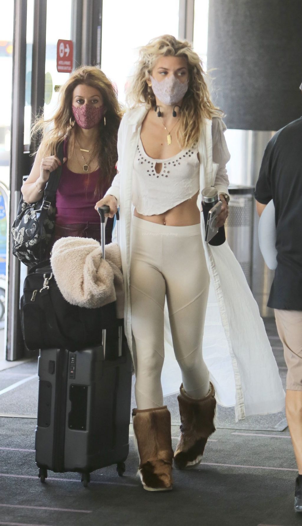 Braless AnnaLynne McCord is Spotted Arriving to LAX For a Departing Flight (9 Photos)