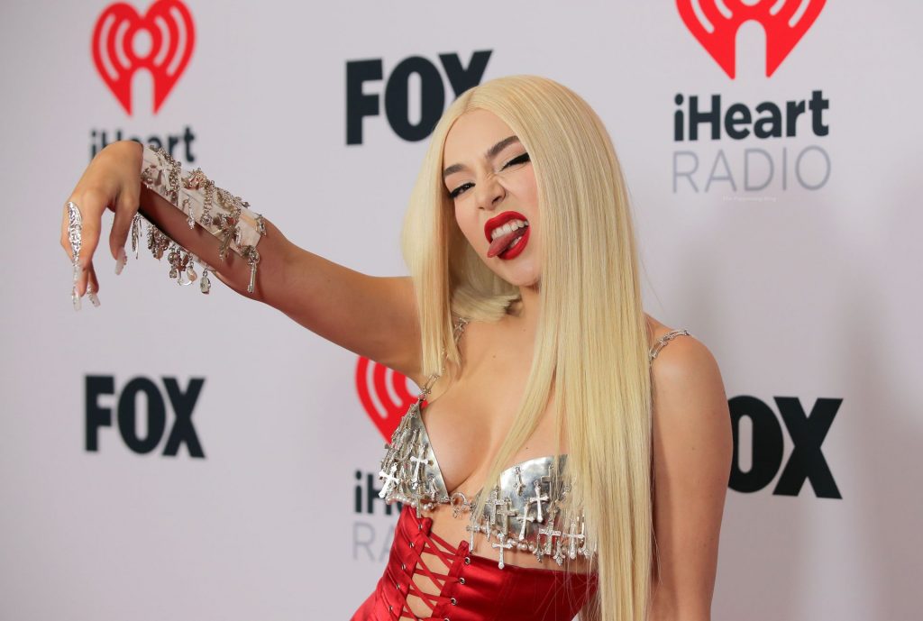Ava Max Showcases Her Tits at the 2021 iHeartRadio Music Awards (32 Photos)