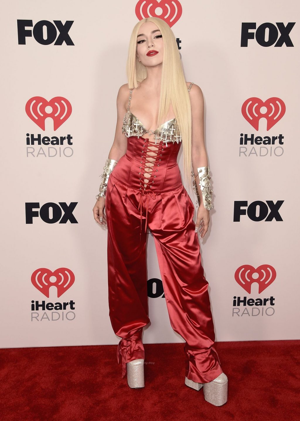 Ava Max Showcases Her Tits at the 2021 iHeartRadio Music Awards (32 Photos)