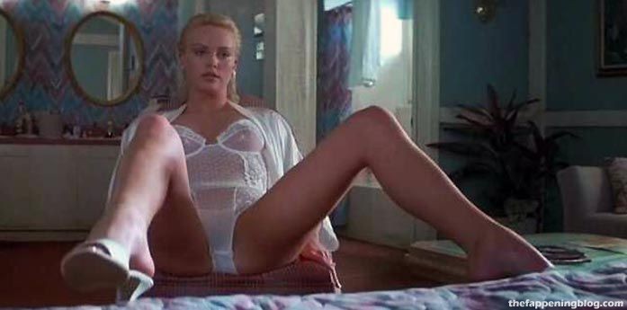 Charlize Theron Nude &amp; Sexy Collection – Part 1 (143 Photos and Hot Scenes)