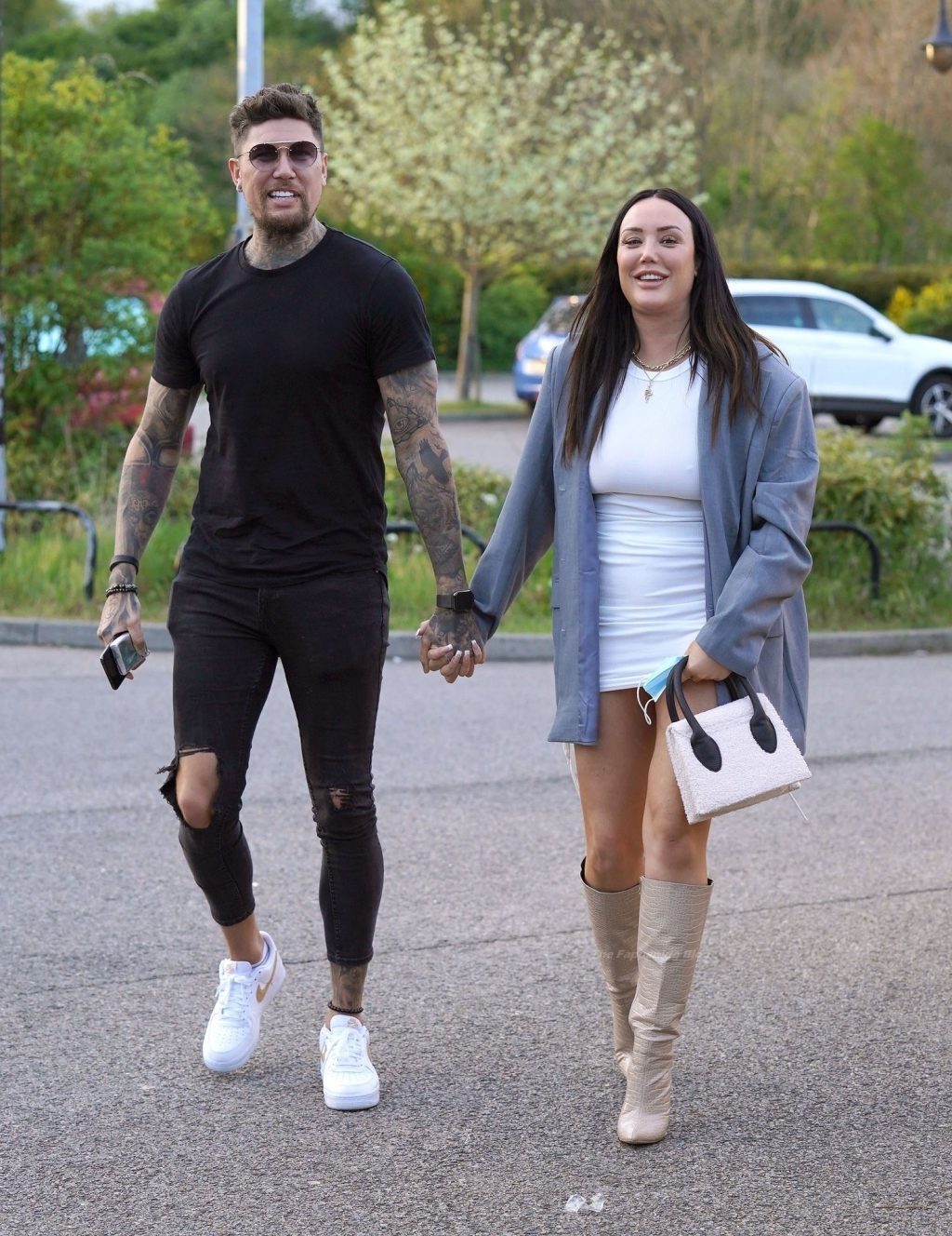 Charlotte Crosby Goes Braless at The Palm Restaurant in Sunderland (28 Photos)