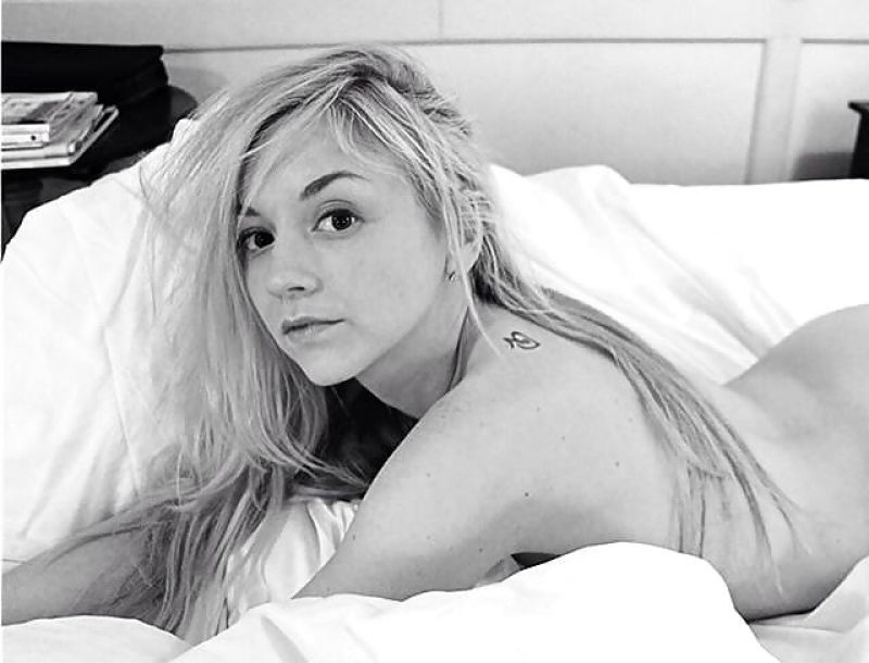 Emily Kinney Nude Collection (26 Photos + Video)
