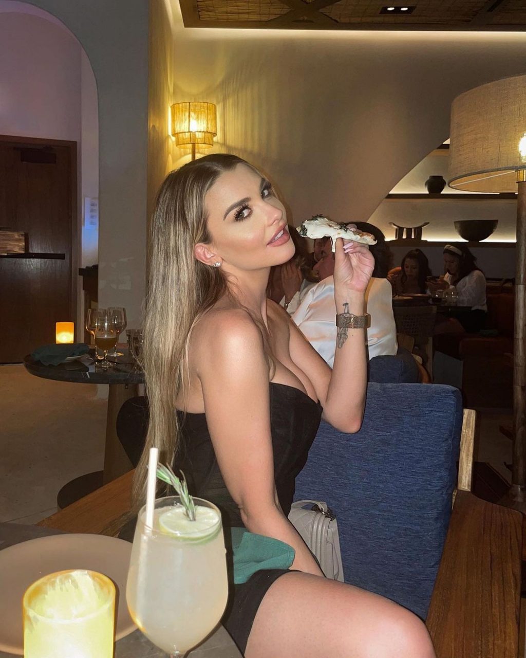 Emily Sears Stuns at Kassi Beach House Grand Opening in Las Vegas (16 Photos)
