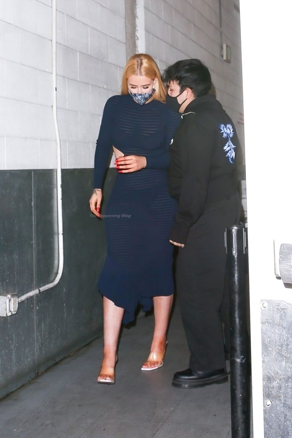 Iggy Azalea Attempts to Hide From Paps While Leaving Dinner with a Friend (41 Photos)