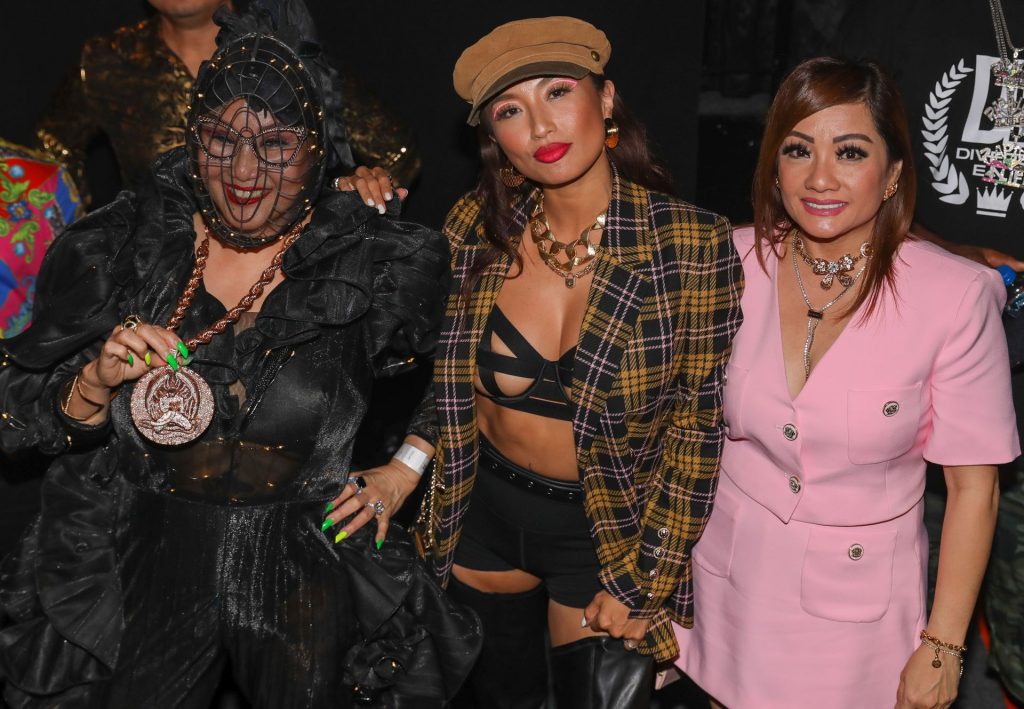 Jeannie Mai Flashes Her Tits at The Arena in Houston (3 Photos + Video)