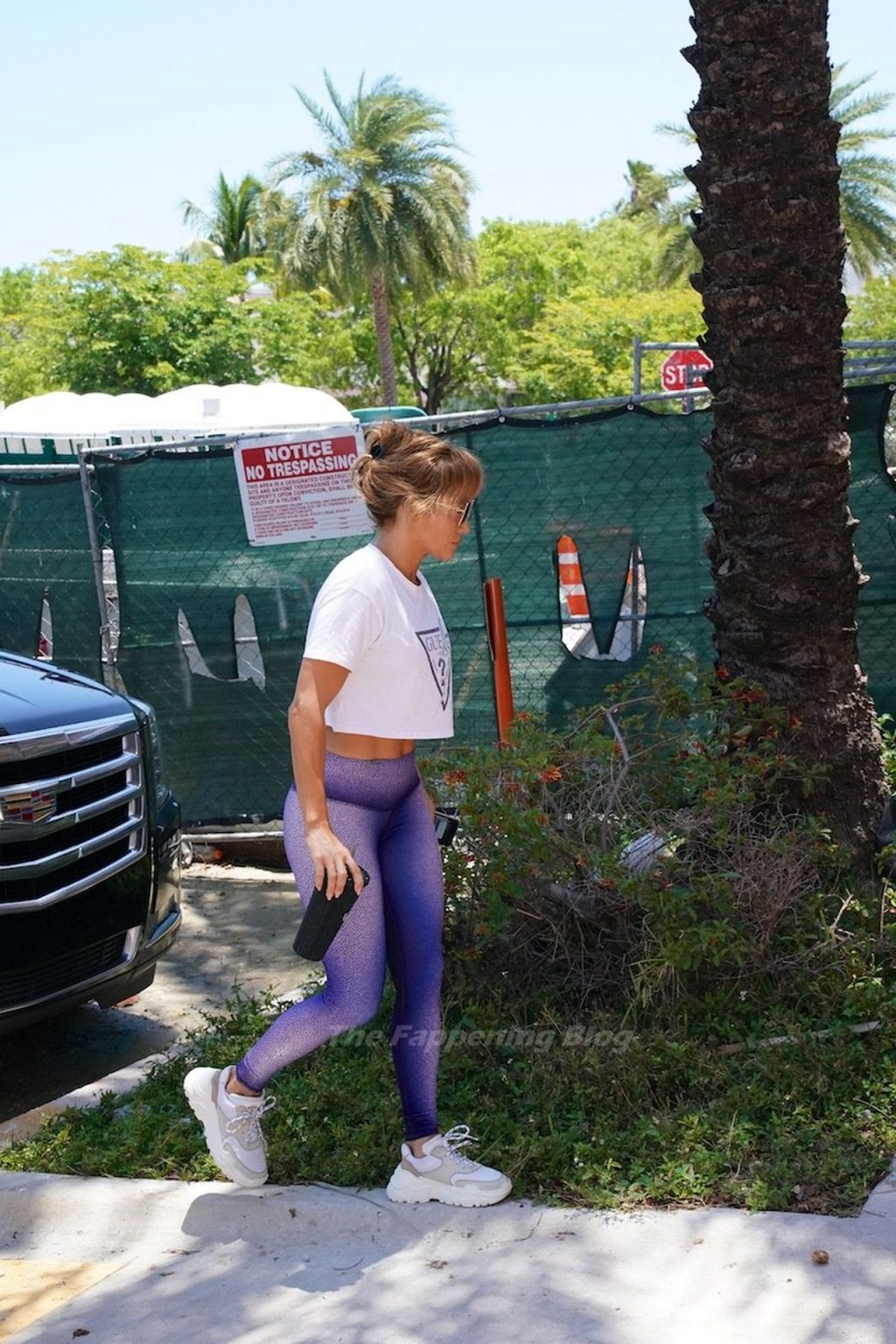 Jennifer Lopez Sneaks Out of Anatomy Gym in Miami (88 Photos)