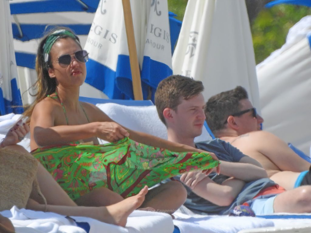 Jessica Alba Soaks Up the Sun in Miami with Her Husband Cash Warren (85 Photos)