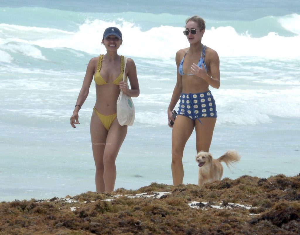 Kelsey Merritt Soaks Up the Sun in a Yellow Bikini in Mexico (16 Photos)