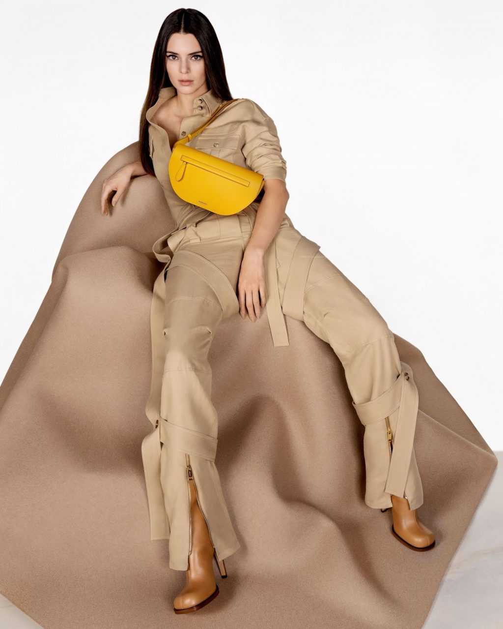 Kendall Jenner Poses for a New Burberry Campaign (8 Photos)