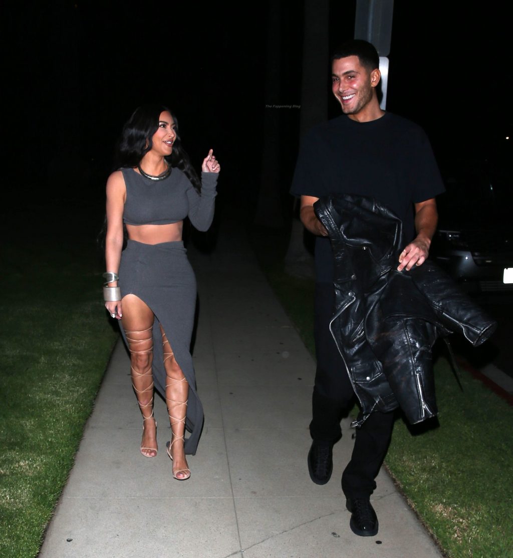 Kim Kardashian Looks Incredible in a Skintight Outfit in Beverly Hills (33 Photos)