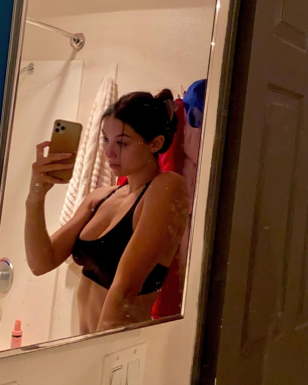 Kira Kosarin Teases With Her Body Parts (26 Photos + Video)