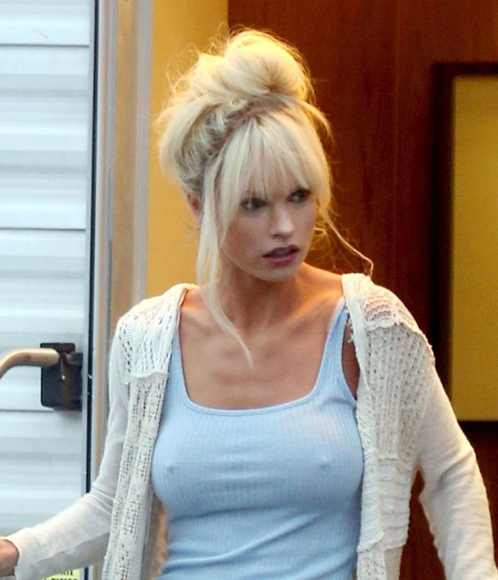 Lily James Transforms Into the Sexy Siren Pamela Anderson on the Set of the New Eight-Part Hulu Series (102 Photos)