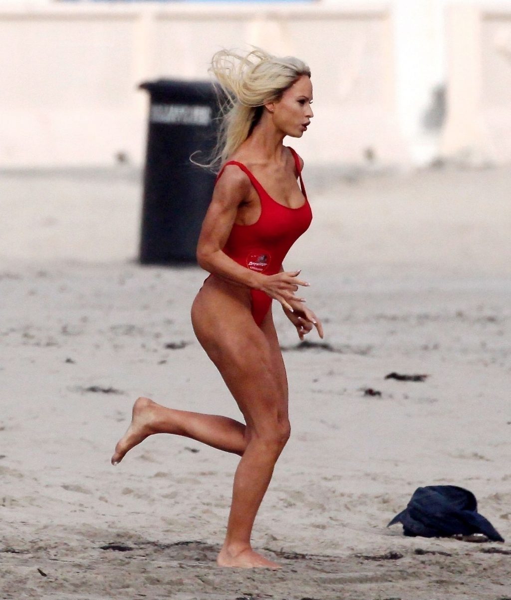 Lily James Transforms Into the Sexy 90’s Baywatch Icon Pamela Anderson on the Set in Malibu (147 Photos)