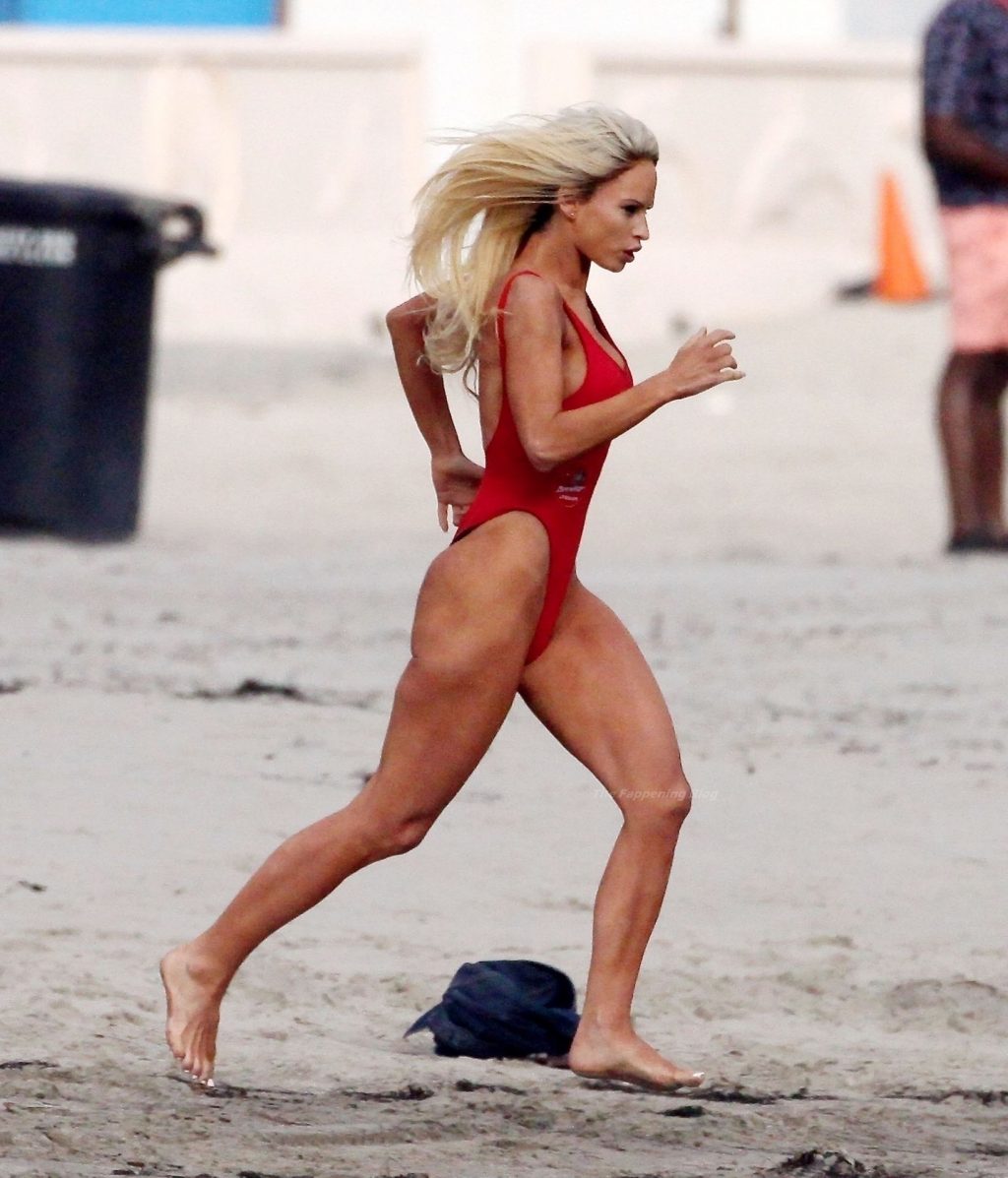 Lily James Transforms Into the Sexy 90’s Baywatch Icon Pamela Anderson on the Set in Malibu (147 Photos)