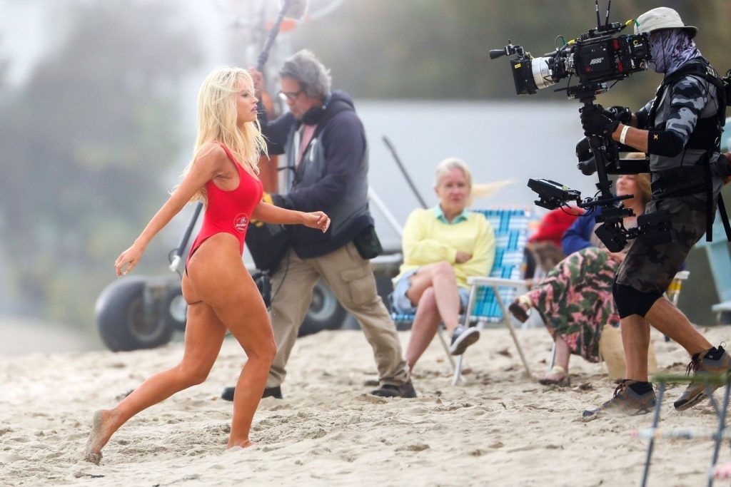 Lily James Transforms Into the Sexy 90’s Baywatch Icon Pamela Anderson on the Set in Malibu (147 Photos)