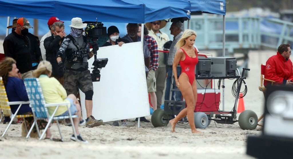 Lily James Transforms Into the Sexy 90’s Baywatch Icon Pamela Anderson on the Set in Malibu (147 Photos)