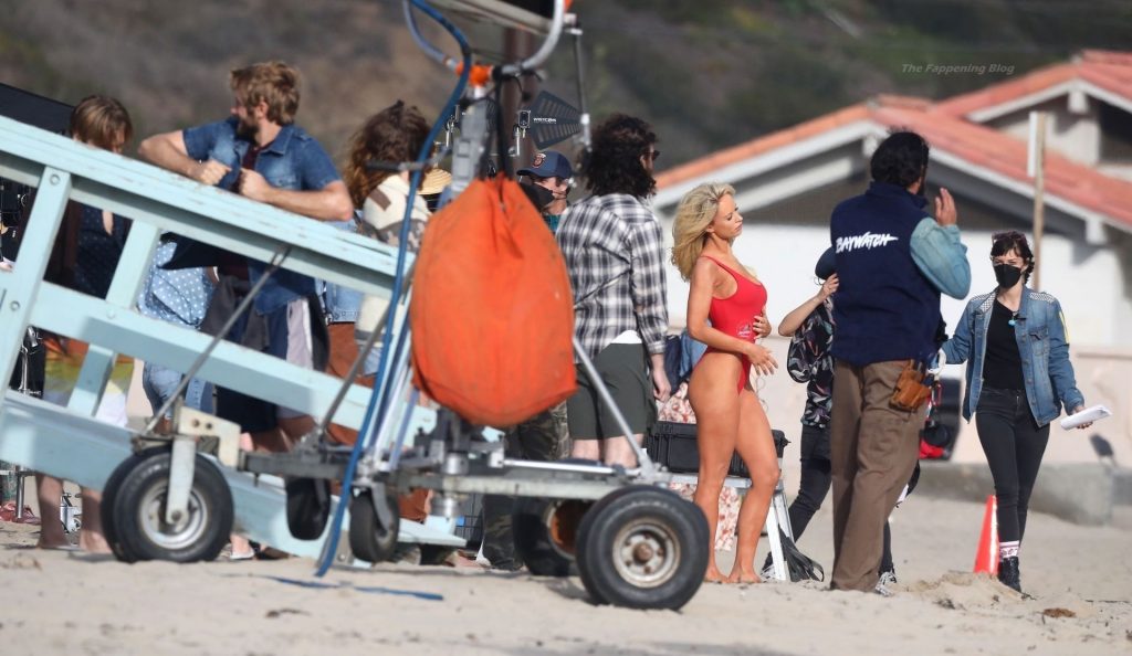 Lily James Transforms Into the Sexy 90’s Baywatch Icon Pamela Anderson on the Set in Malibu (147 Photos)