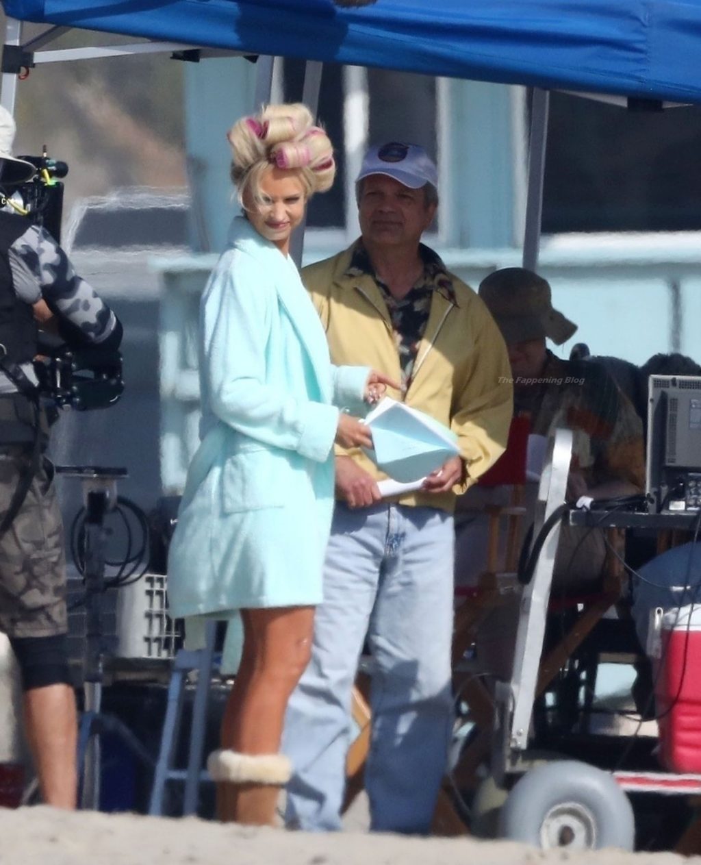 Lily James Transforms Into the Sexy 90’s Baywatch Icon Pamela Anderson on the Set in Malibu (147 Photos)