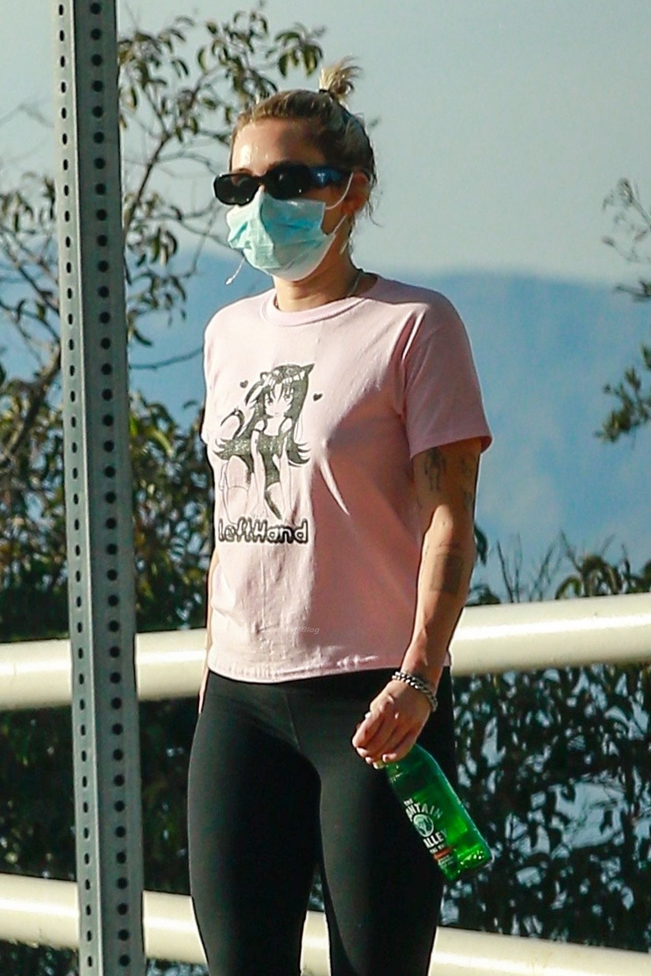 Miley Cyrus Goes Braless For A Friday Hike In La