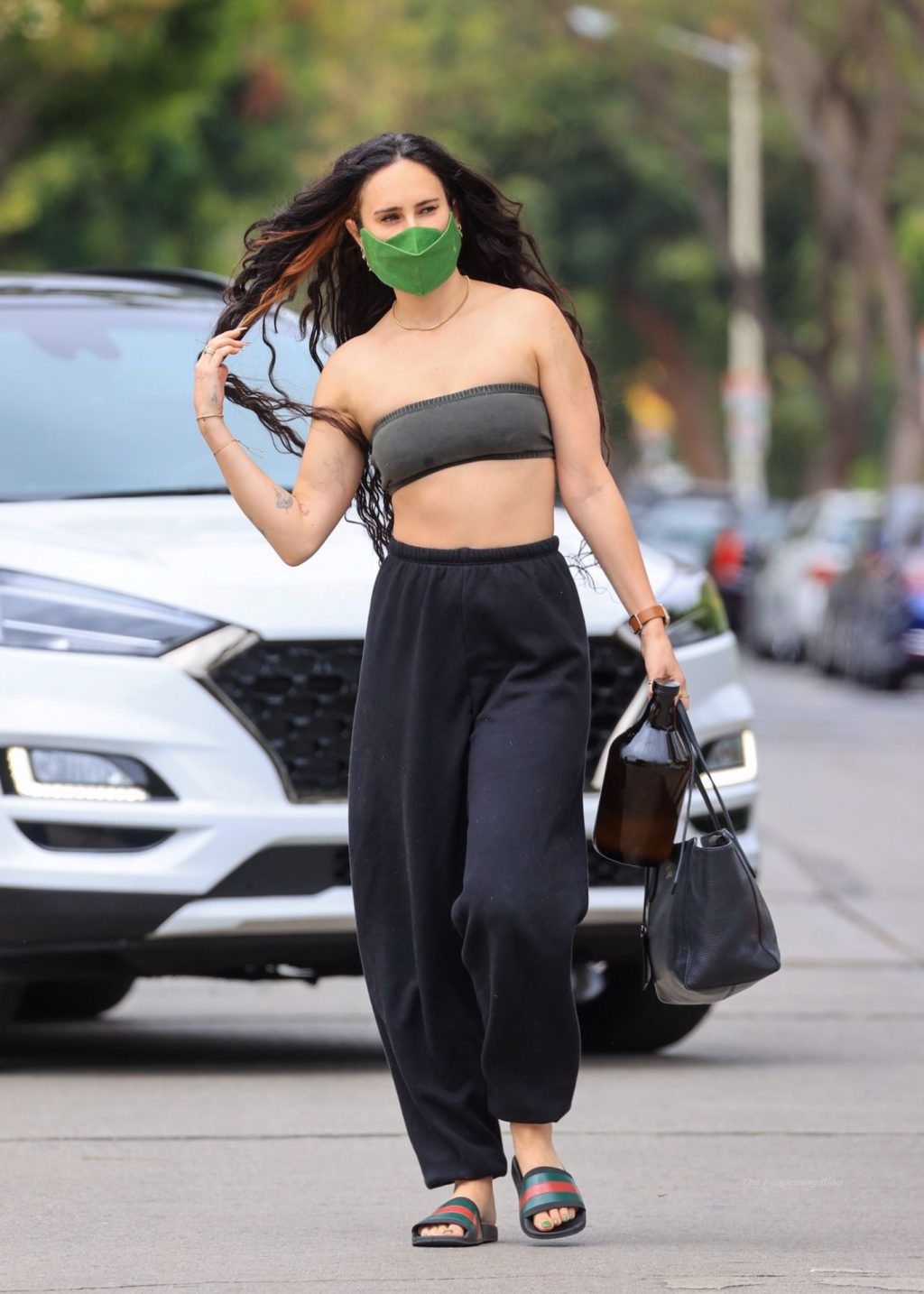 Rumer Willis Shows Off Her Toned Midriff Leaving Forma Pilates (10 Photos)