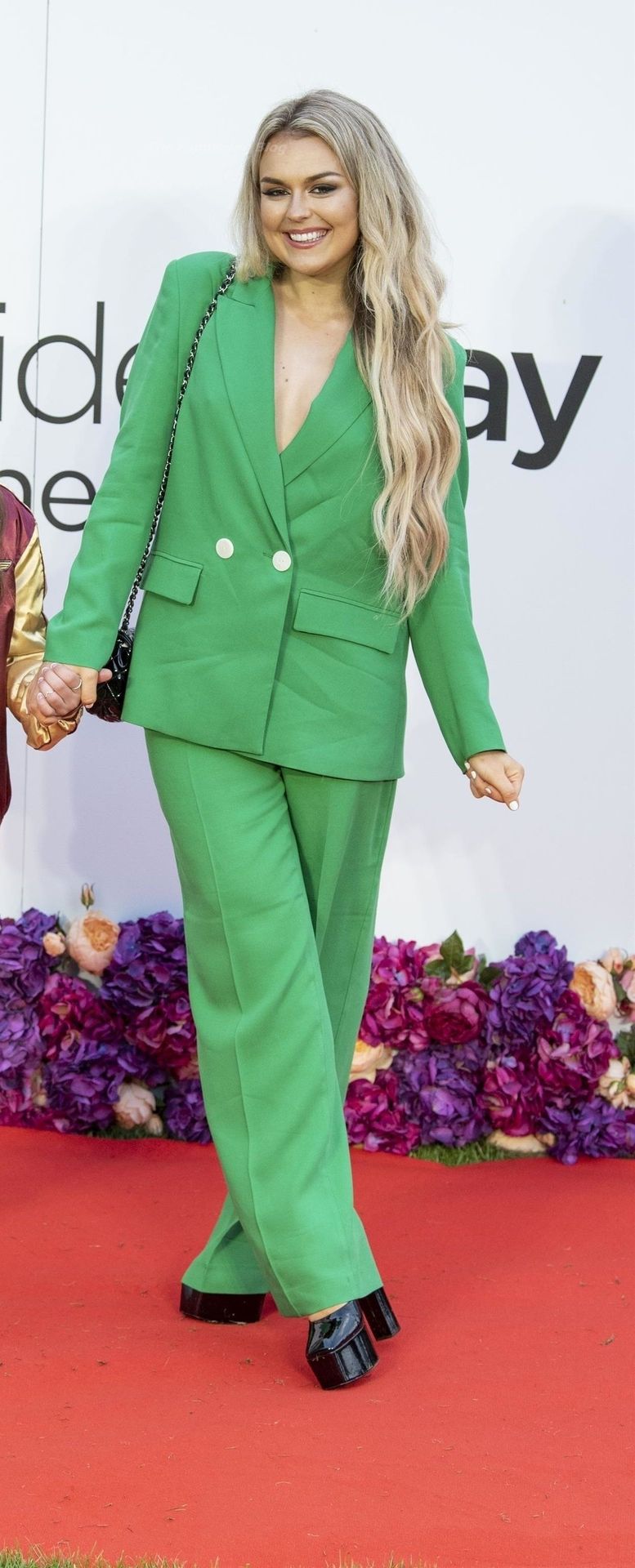 Tallia Storm Goes Braless Under a Green Suit at the Screening of Wonder Woman 1984 (57 Photos)