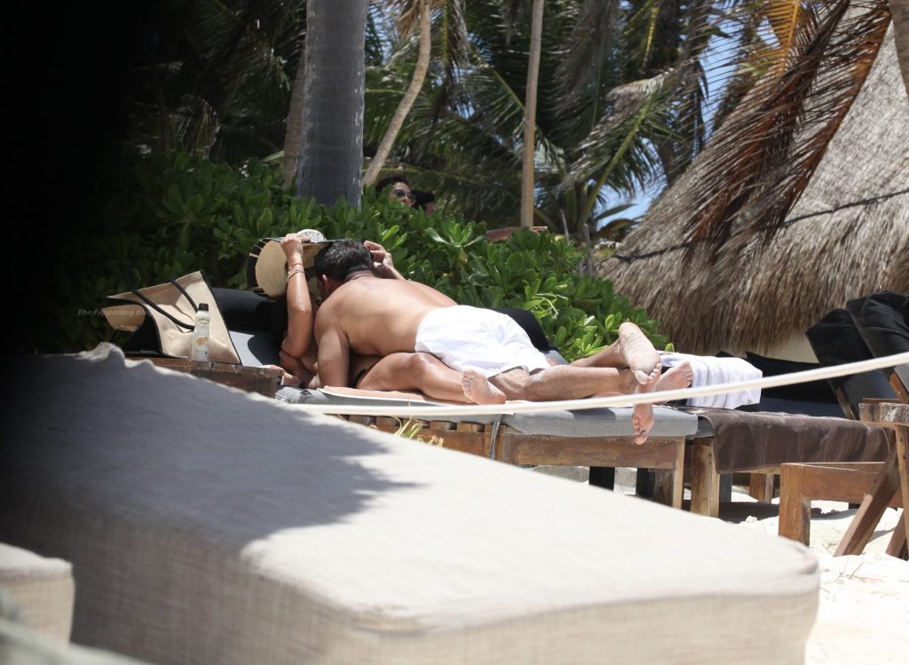 Teresa Giudice &amp; Luis Ruelas Pack on the PDA as They Passionately Kiss on a Mexican Beach (51 Photos)