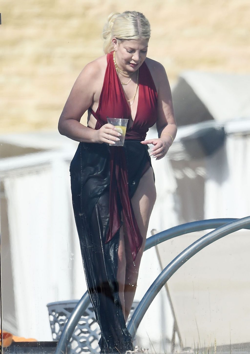 Tori Spelling Slips Into Her Swimsuit with Dean McDermott (46 Photos)