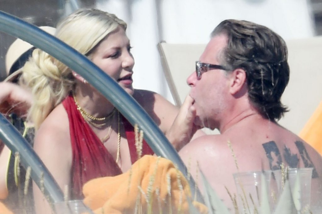 Tori Spelling Slips Into Her Swimsuit with Dean McDermott (46 Photos)