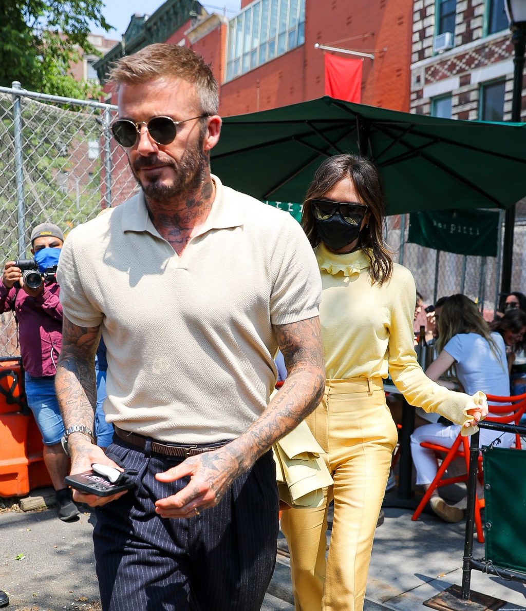 Victoria Beckham &amp; David Beckham are Spotted Leaving Bar Pitti (54 Photos)