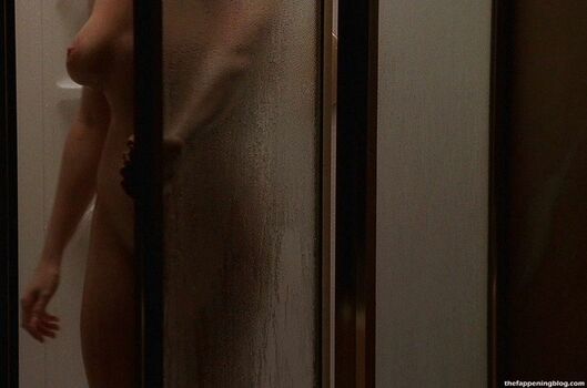 Lorraine Bracco / braccoabroad Nude Leaks Photo 4