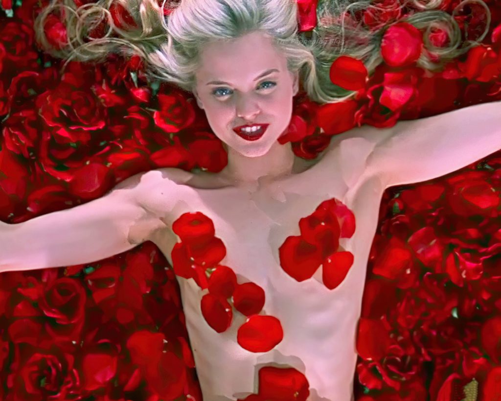 Mena Suvari Nude – American Beauty (14 Pics + Remastered &amp; Enhanced Video)