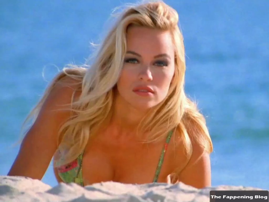 Pamela Anderson Hot – ‘Baywatch’ Ultimate Highlight Reel (21 Pics + Video)