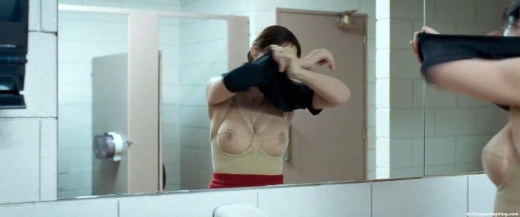 Monica Bellucci Nude &amp; Sexy Collection – Part 2 (150 Photos + Videos)