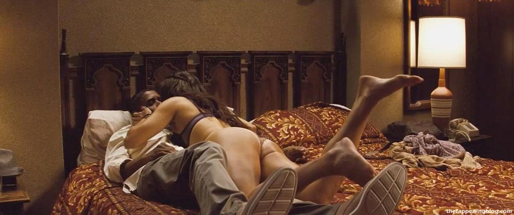 Paula Patton Nude, Topless &amp; Sexy (129 Photos + Video Sex Scenes Compilation)