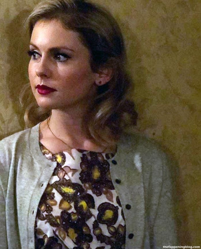 Rose McIver Nude &amp; Sexy (150 Photos + Sex Video Scenes)