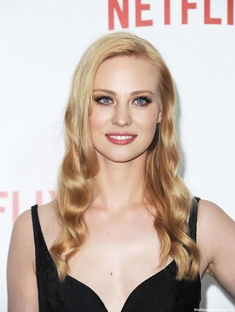 Deborah Ann Woll Possible Nude LEAKED & Sexy Compilation (152 Photos & Video Sex Scenes)