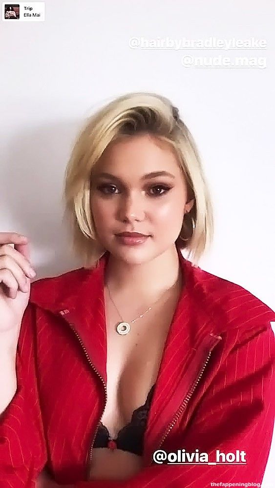 Olivia Holt Slightly NUDE &amp; Hot (156 Photos + Sexy Video Scenes)