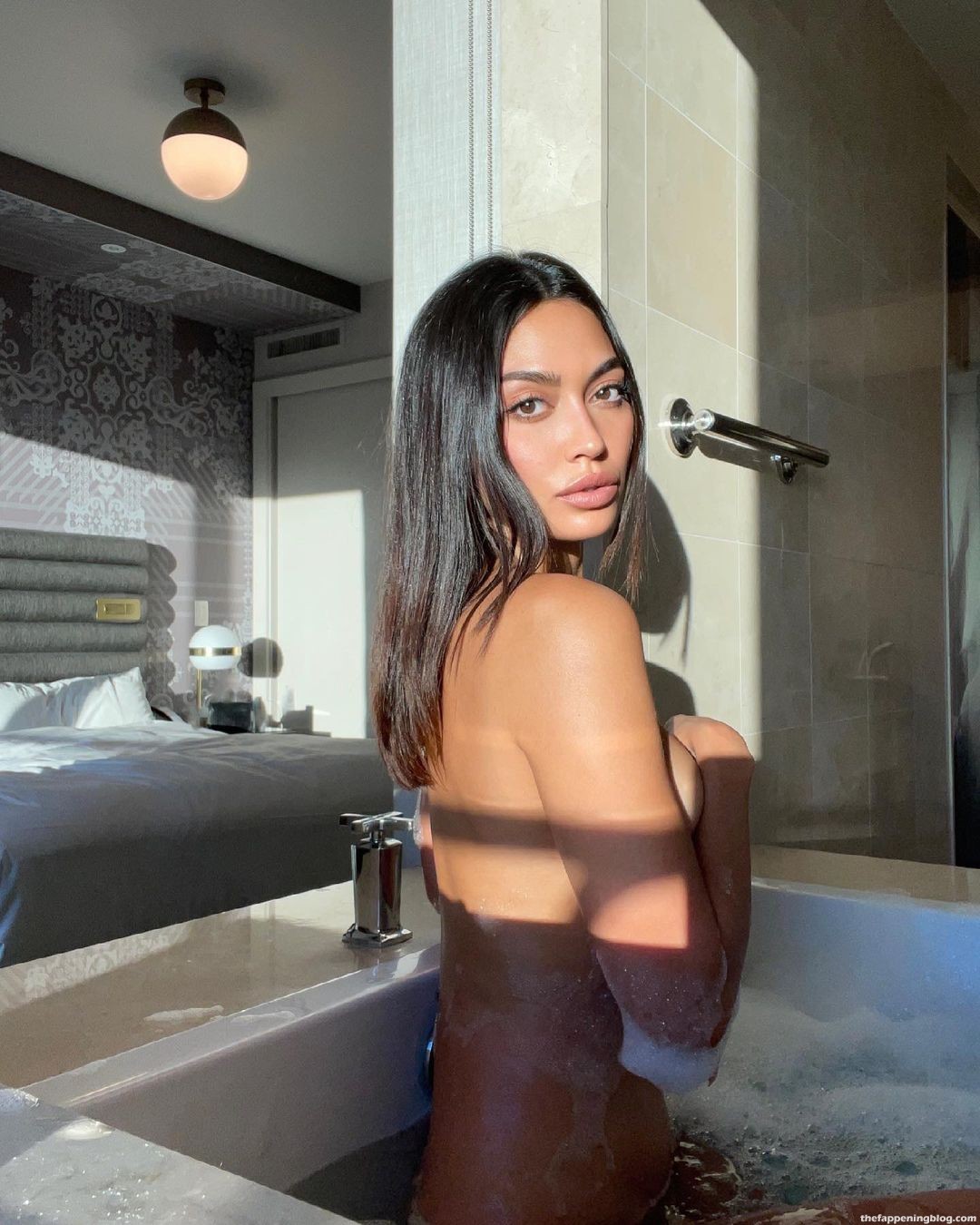 Ambra Gutierrez Shows Off Her Wet Naked Body 11 Photos Video